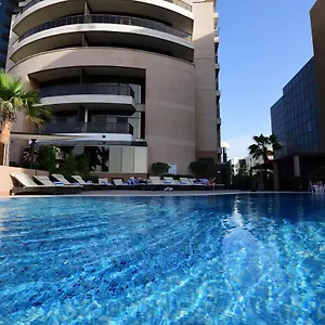 majestic-hotel-tower.dubaihotelsoffers.com/